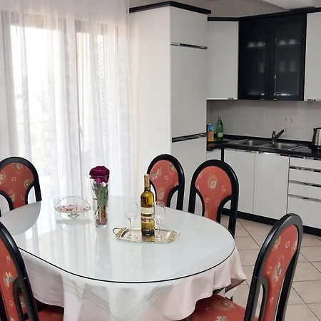 Pastar Apartmán *